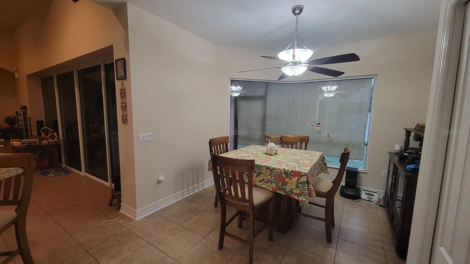 Image 22 of 46 For 2461 Woodbark Street