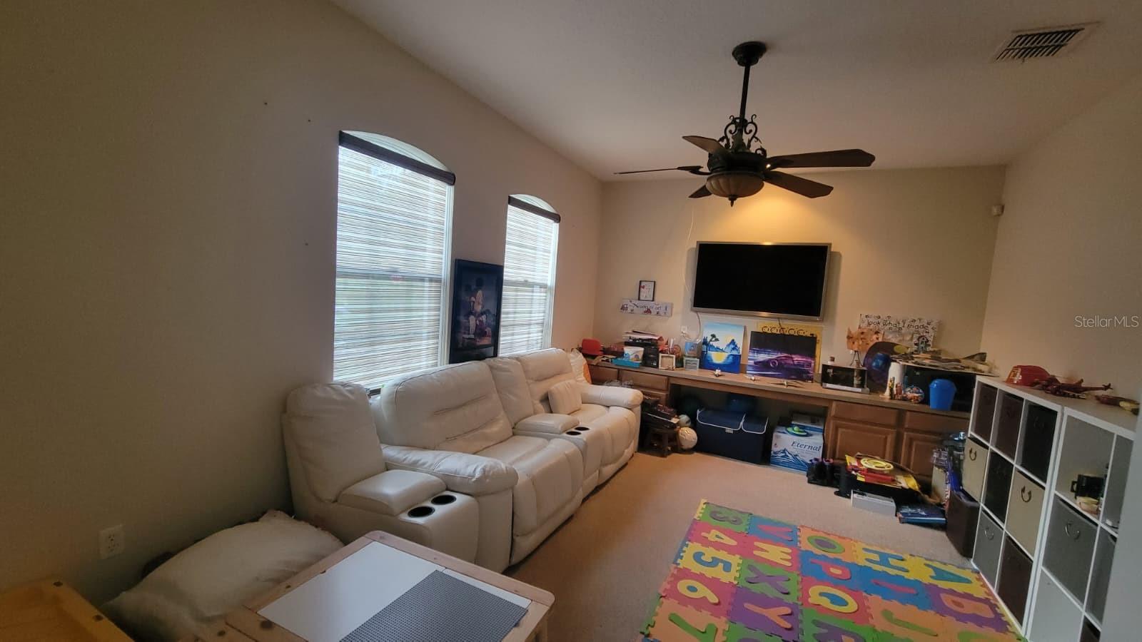 Image 43 of 46 For 2461 Woodbark Street