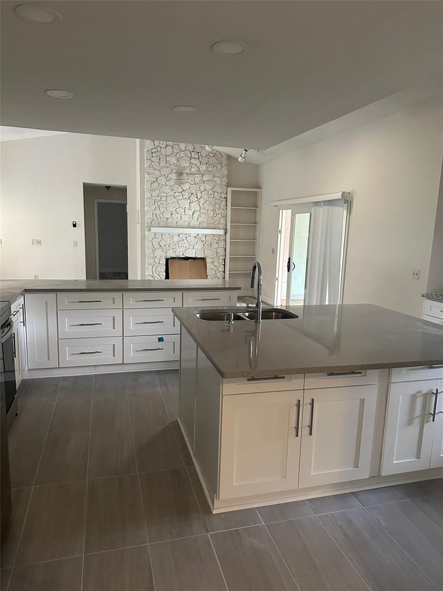 Image 4 of 12 For 6348 Edge O Grove Circle