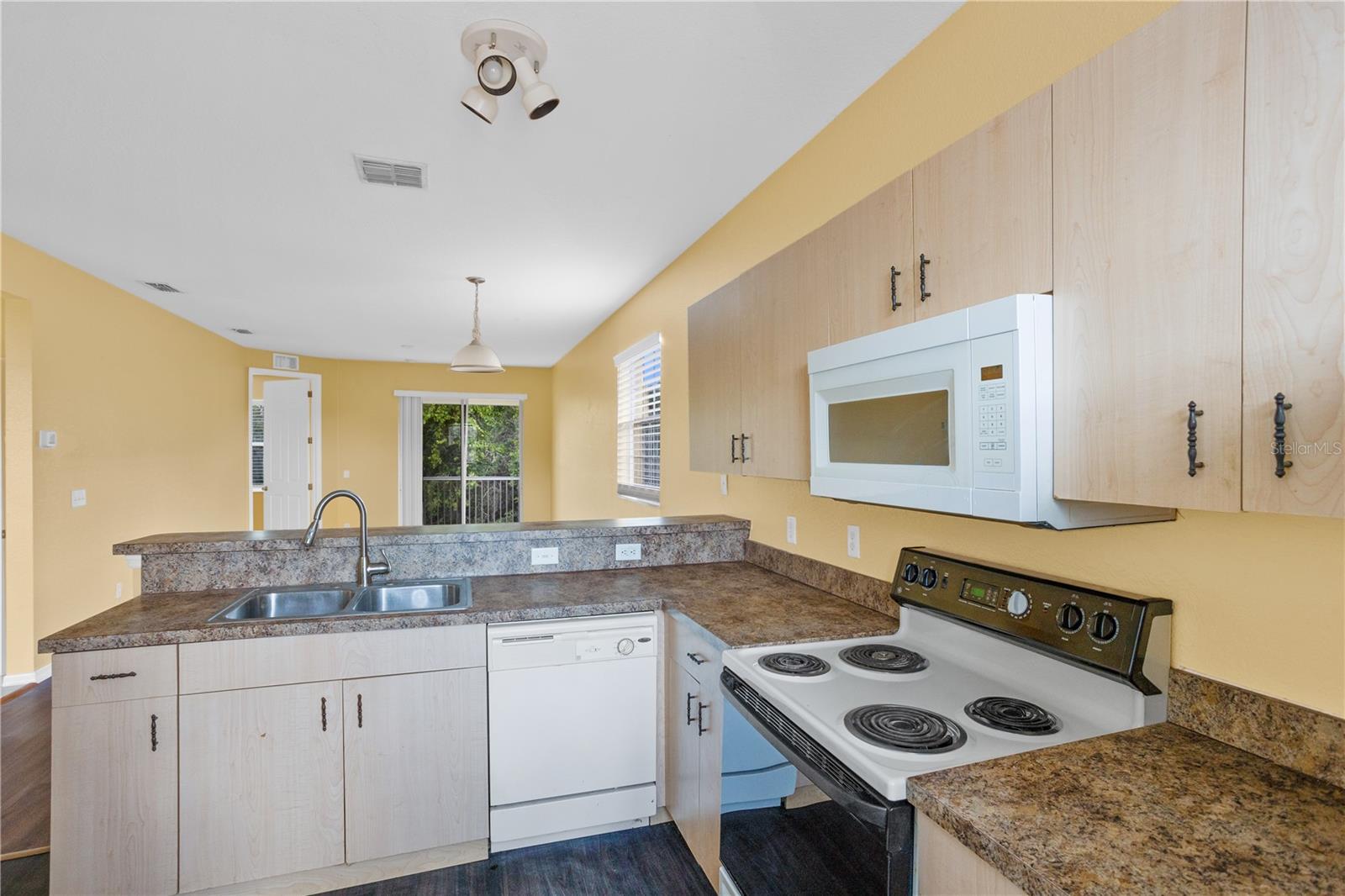 Image 10 of 46 For 13201 Indian Creek Drive 13201