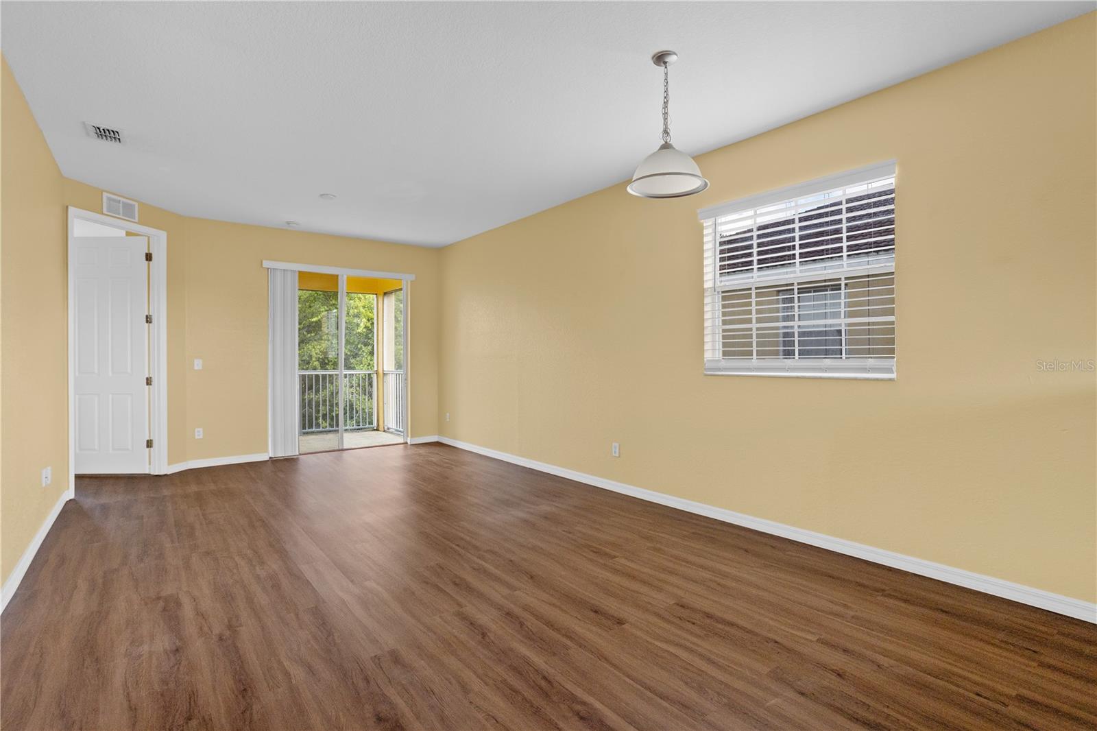 Image 11 of 46 For 13201 Indian Creek Drive 13201