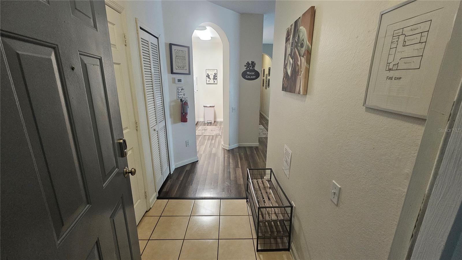 Image 10 of 56 For 8101 Coconut Palm Way 302
