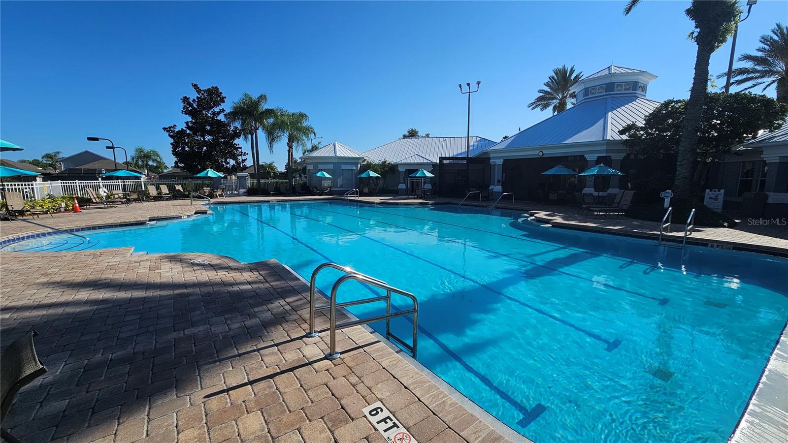 Image 40 of 56 For 8101 Coconut Palm Way 302