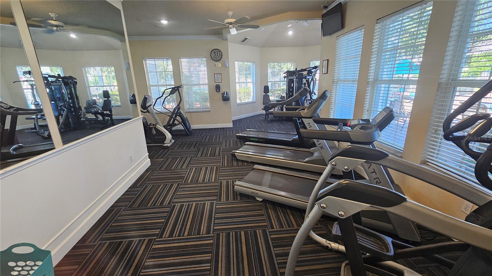 Image 51 of 56 For 8101 Coconut Palm Way 302