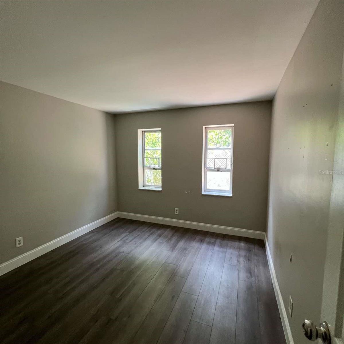 Image 5 of 11 For 311 Brown Avenue 5