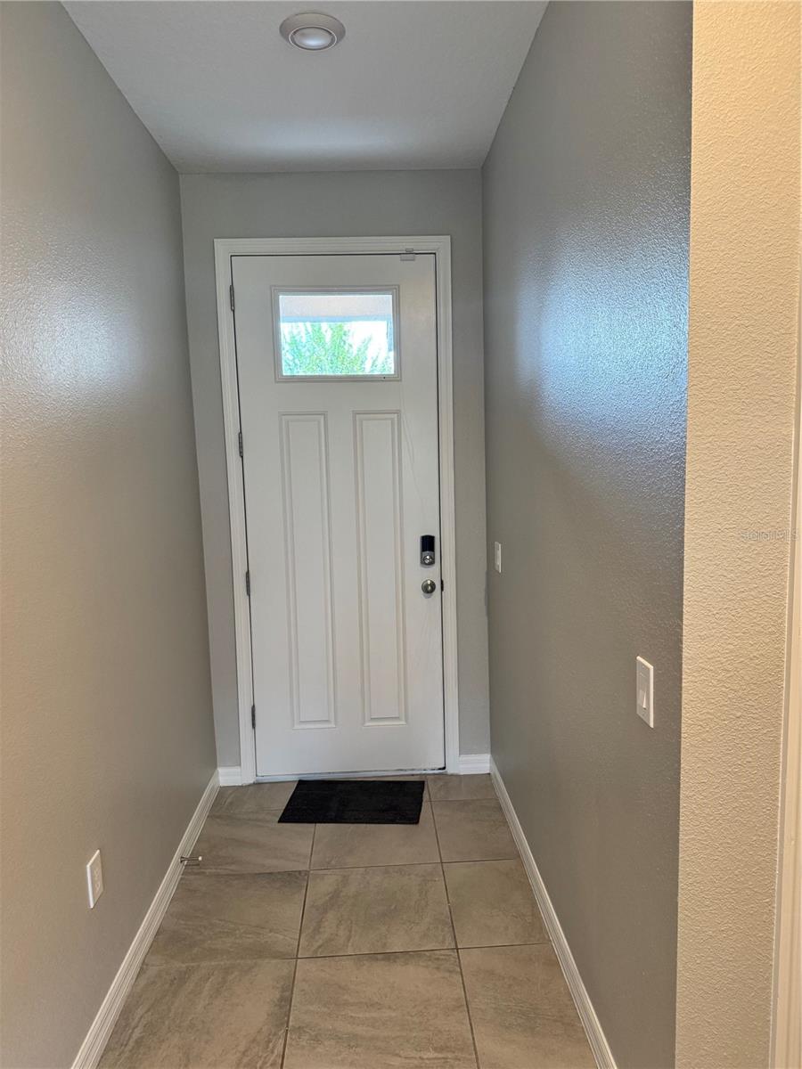 Image 11 of 66 For 15426 Willow Arbor Circle