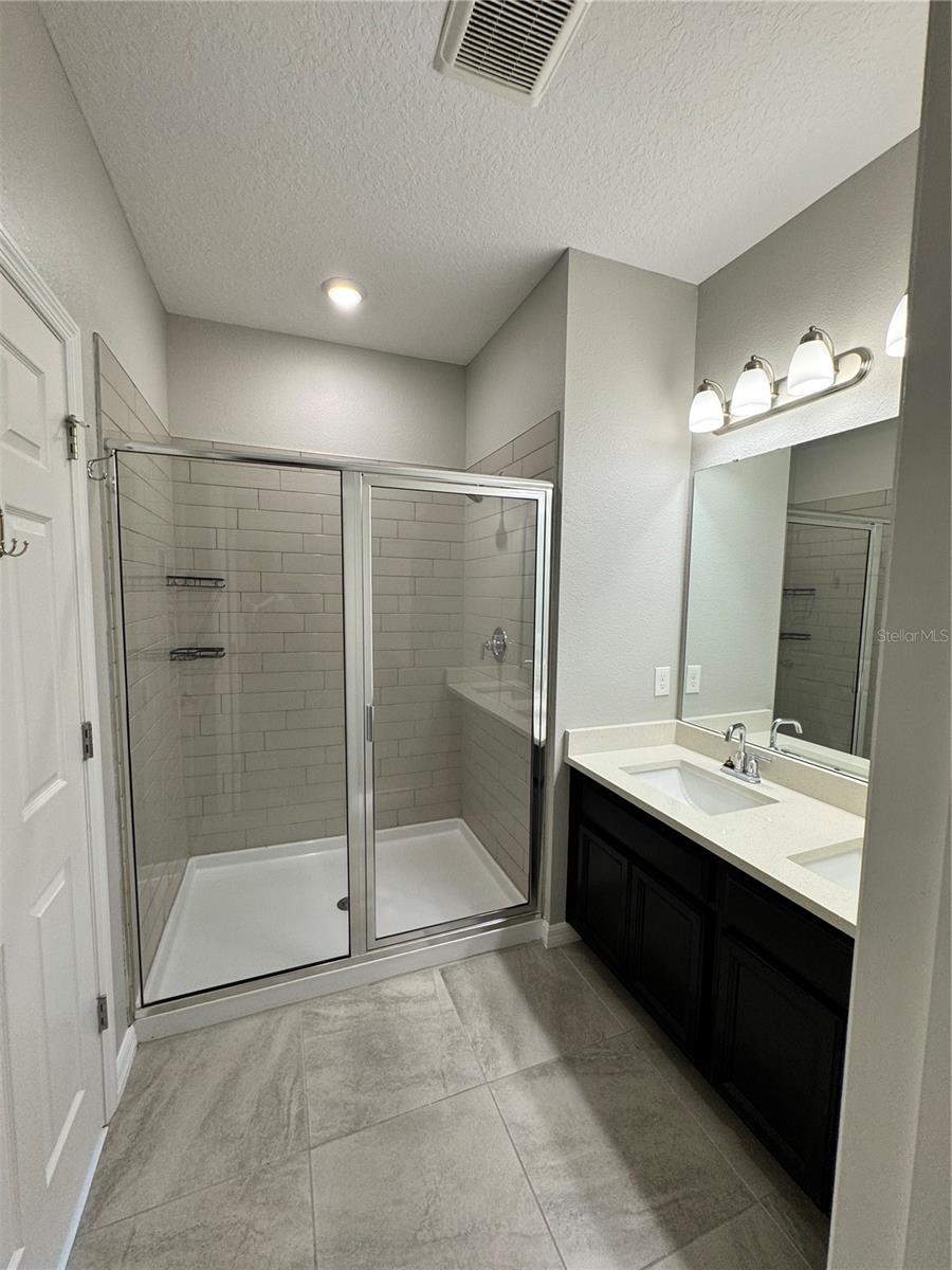 Image 38 of 66 For 15426 Willow Arbor Circle