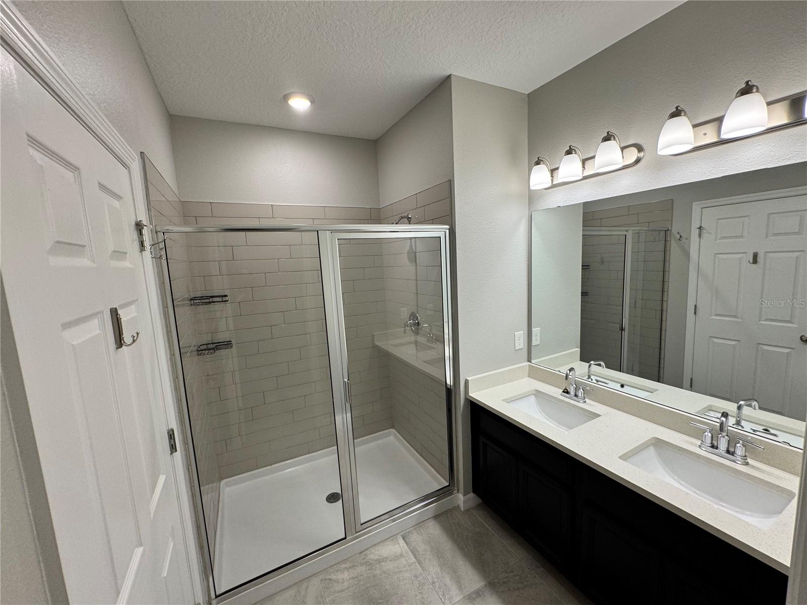 Image 42 of 66 For 15426 Willow Arbor Circle