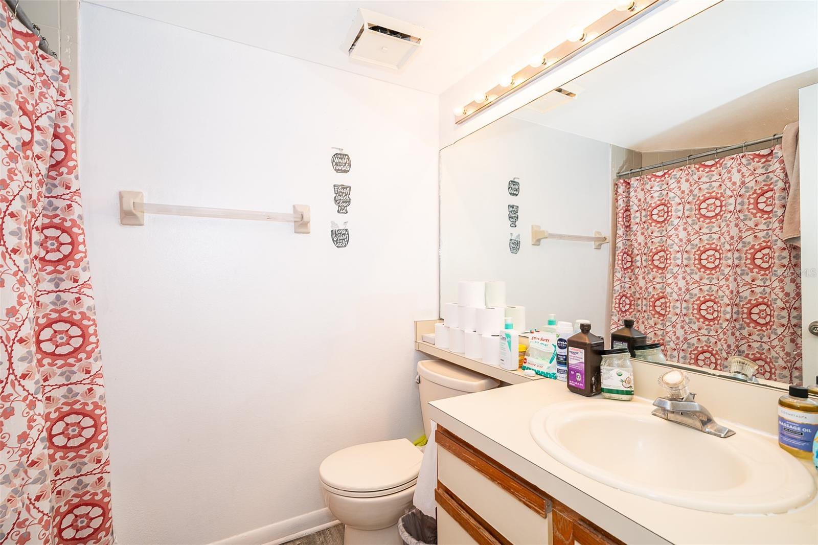 Image 12 of 33 For 3774 Southpointe Drive 3774