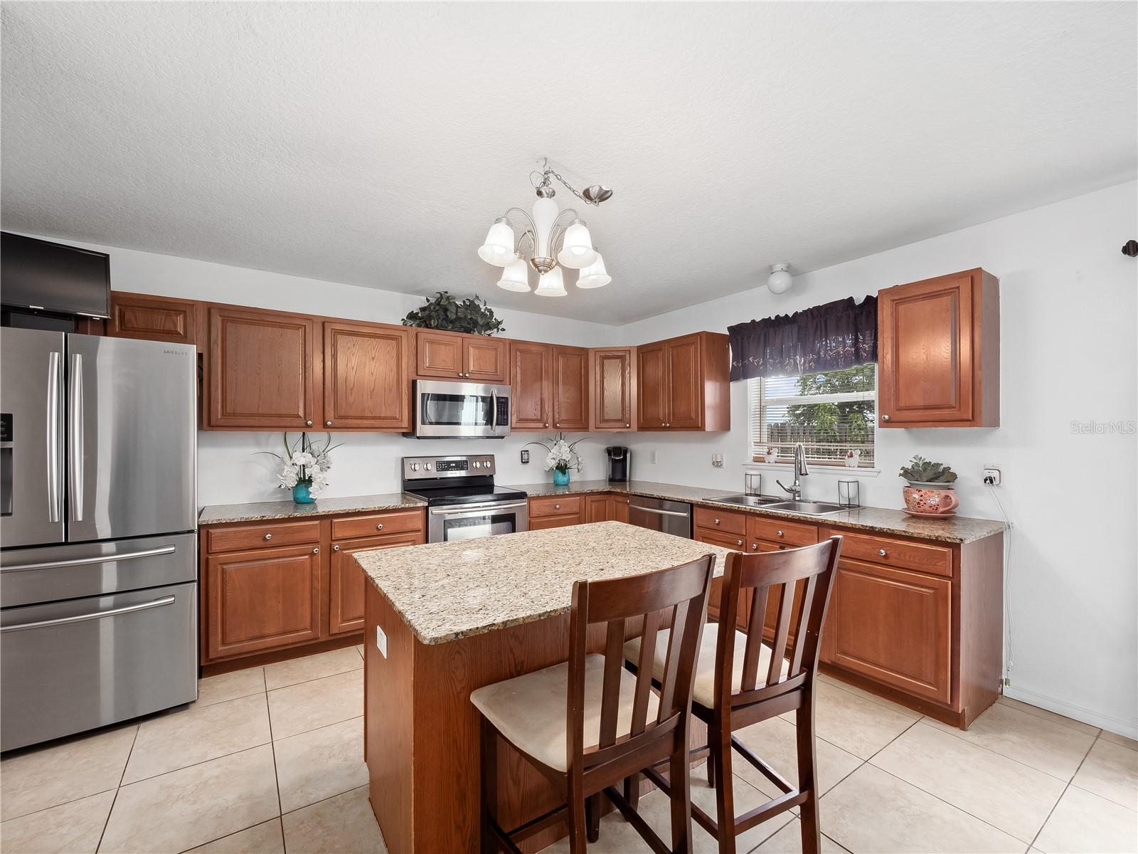 Image 6 of 42 For 5513 Sycamore Canyon Drive