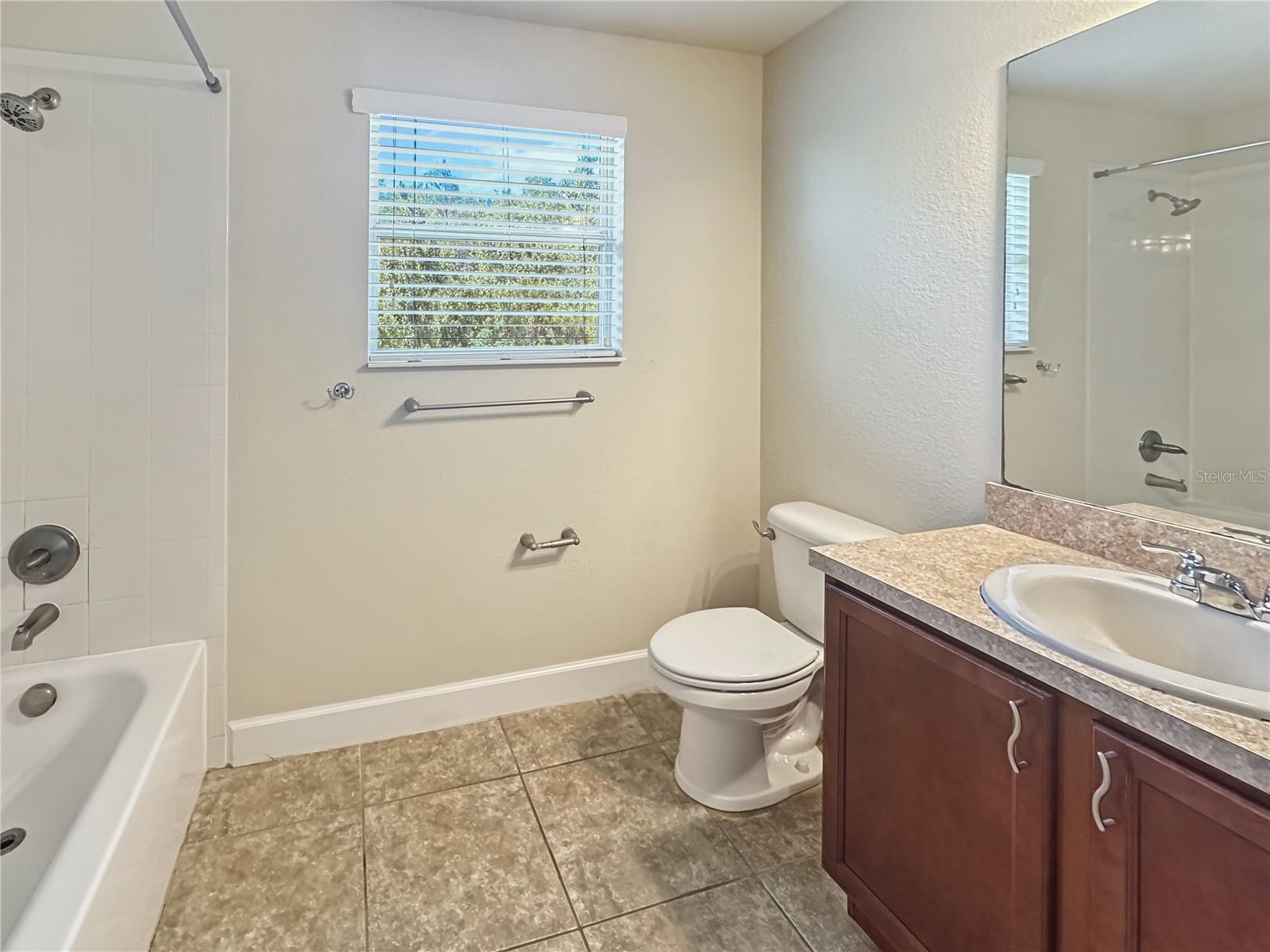 Image 18 of 30 For 2864 Eastham Lane