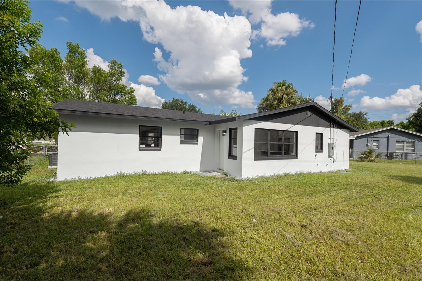 Image 27 of 36 For 3040 Pinder Court