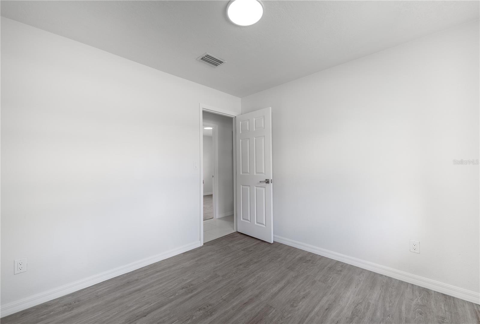 Image 7 of 36 For 3040 Pinder Court