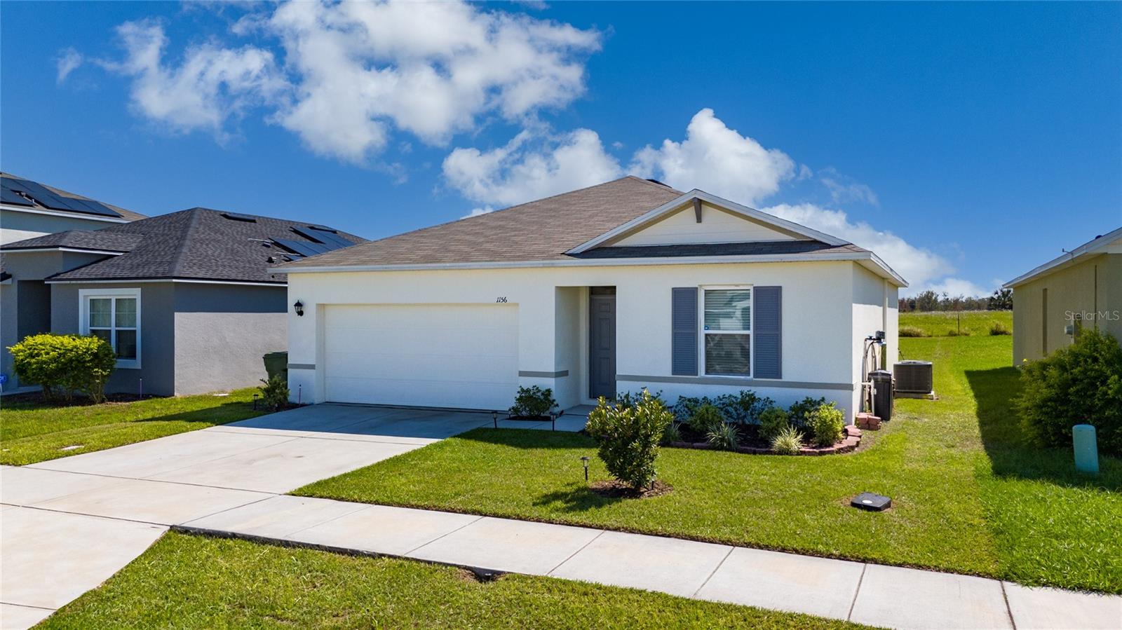 Image 2 of 30 For 1156 Cambridge Drive