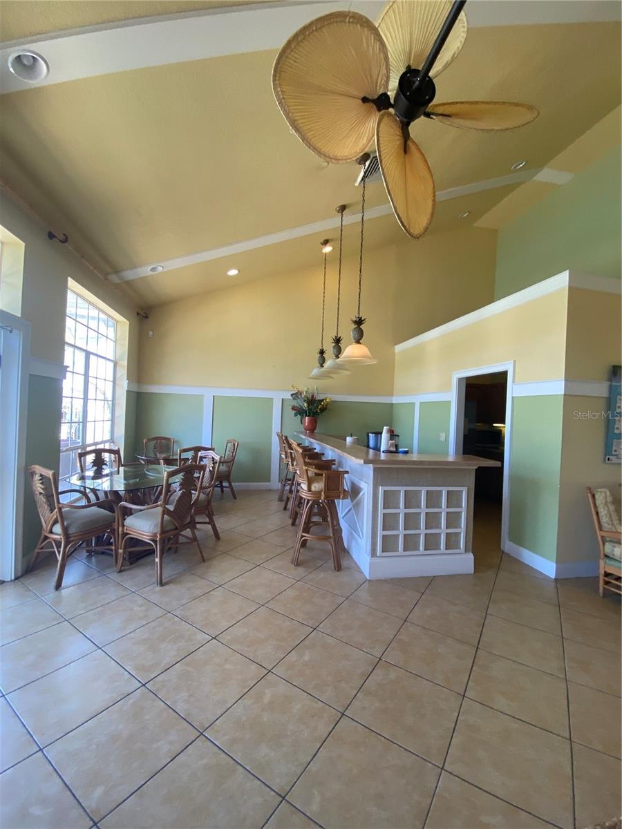 Image 15 of 18 For 1229 Bermuda Lakes Lane 303