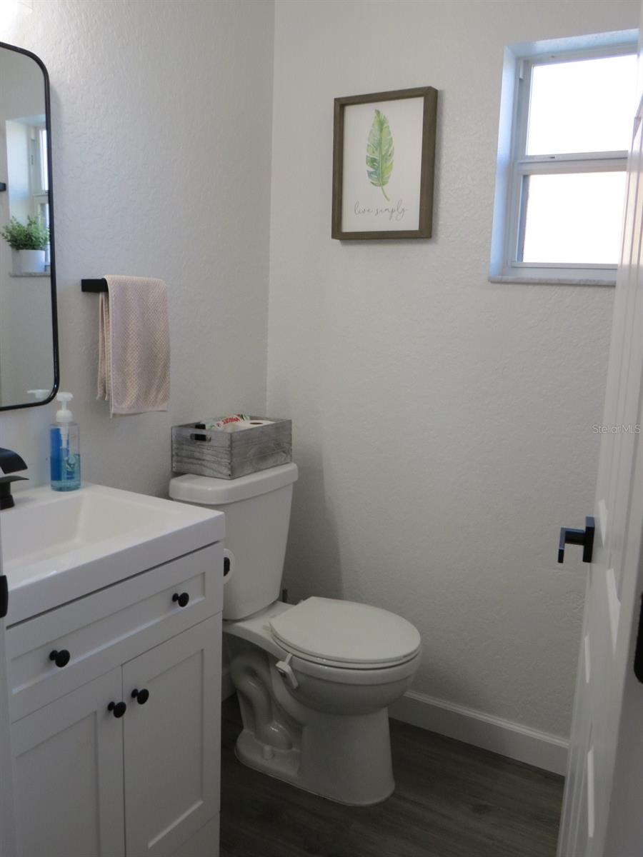 Image 11 of 21 For 3523 Towne Park Boulevard