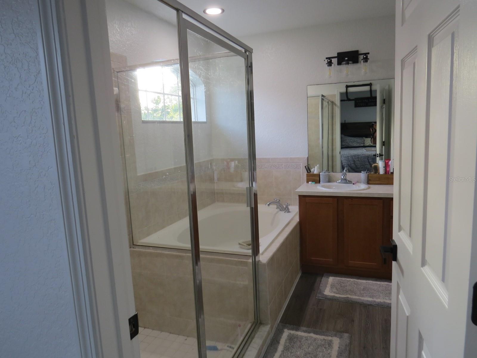 Image 17 of 21 For 3523 Towne Park Boulevard