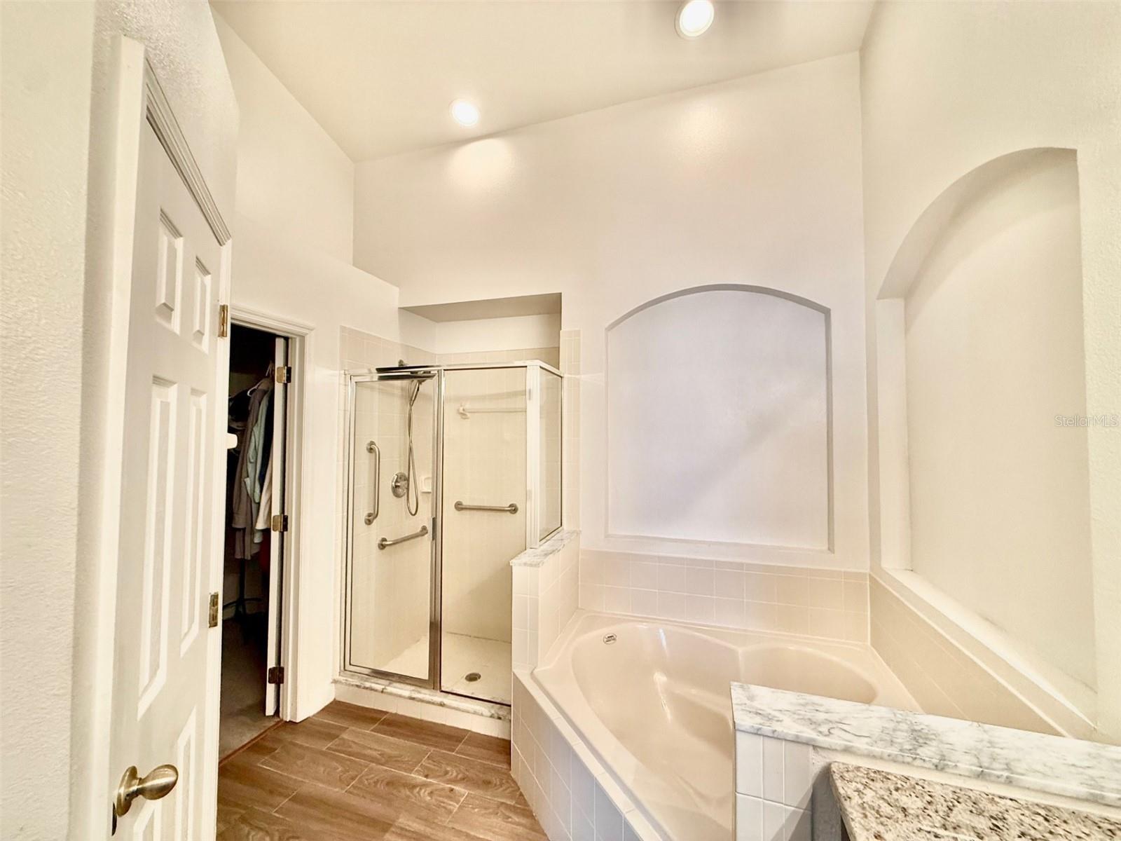 Image 14 of 19 For 8361 Westcott Shore Drive