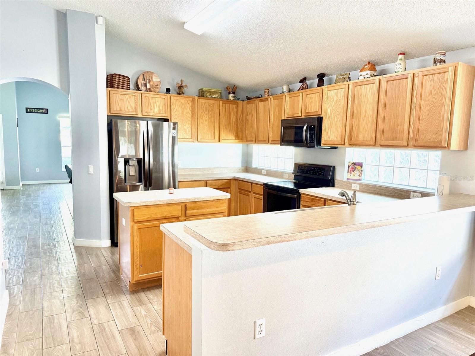 Image 6 of 19 For 8361 Westcott Shore Drive