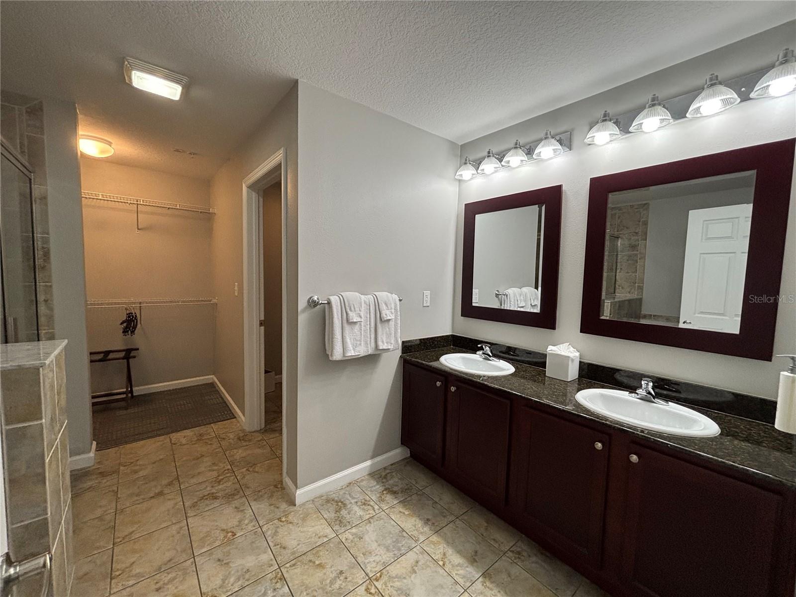 Image 16 of 38 For 14501 Grove Resort Avenue 1332