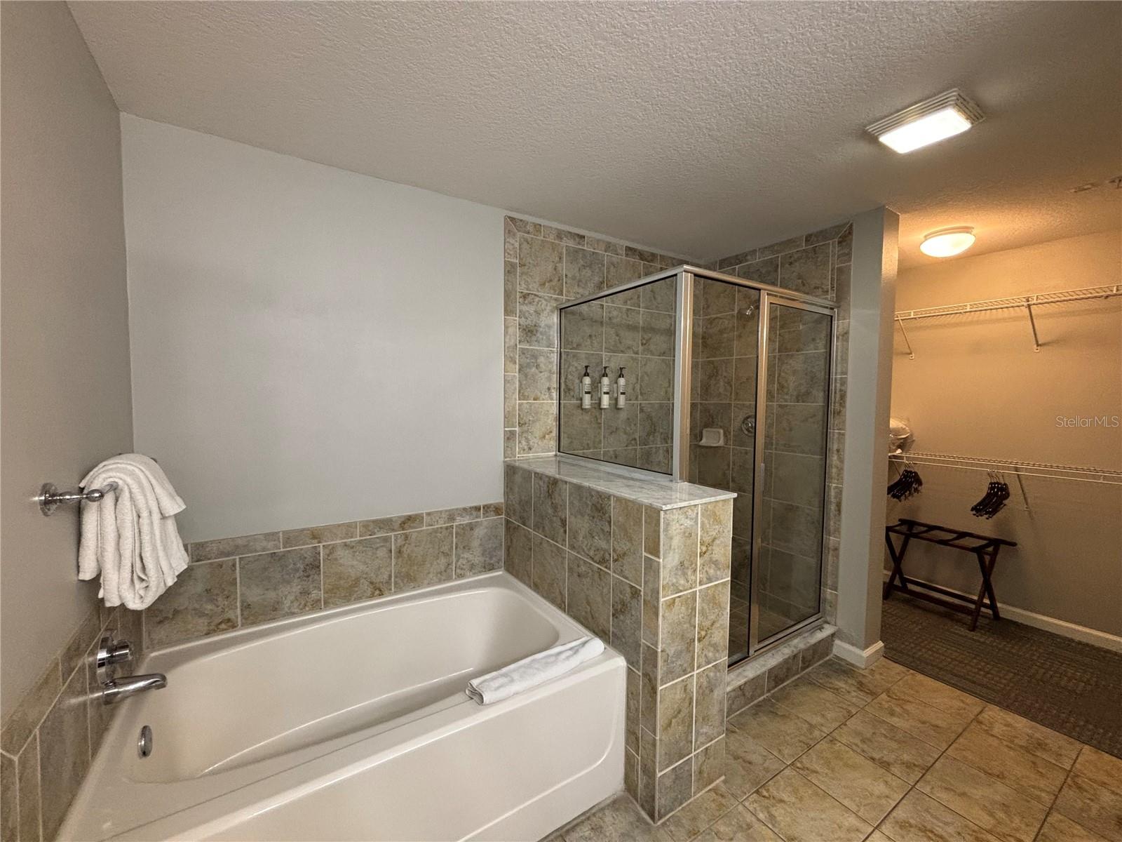 Image 17 of 38 For 14501 Grove Resort Avenue 1332