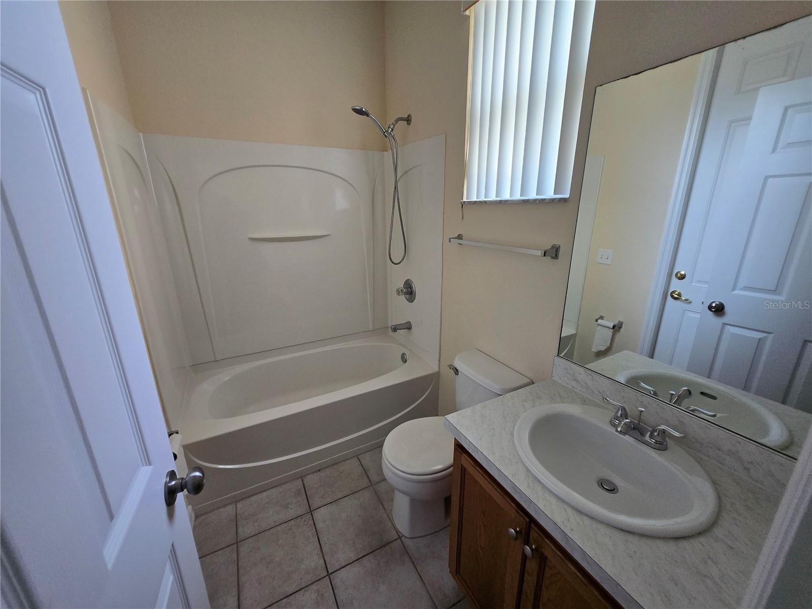 Image 11 of 40 For 2719 Portchester Court