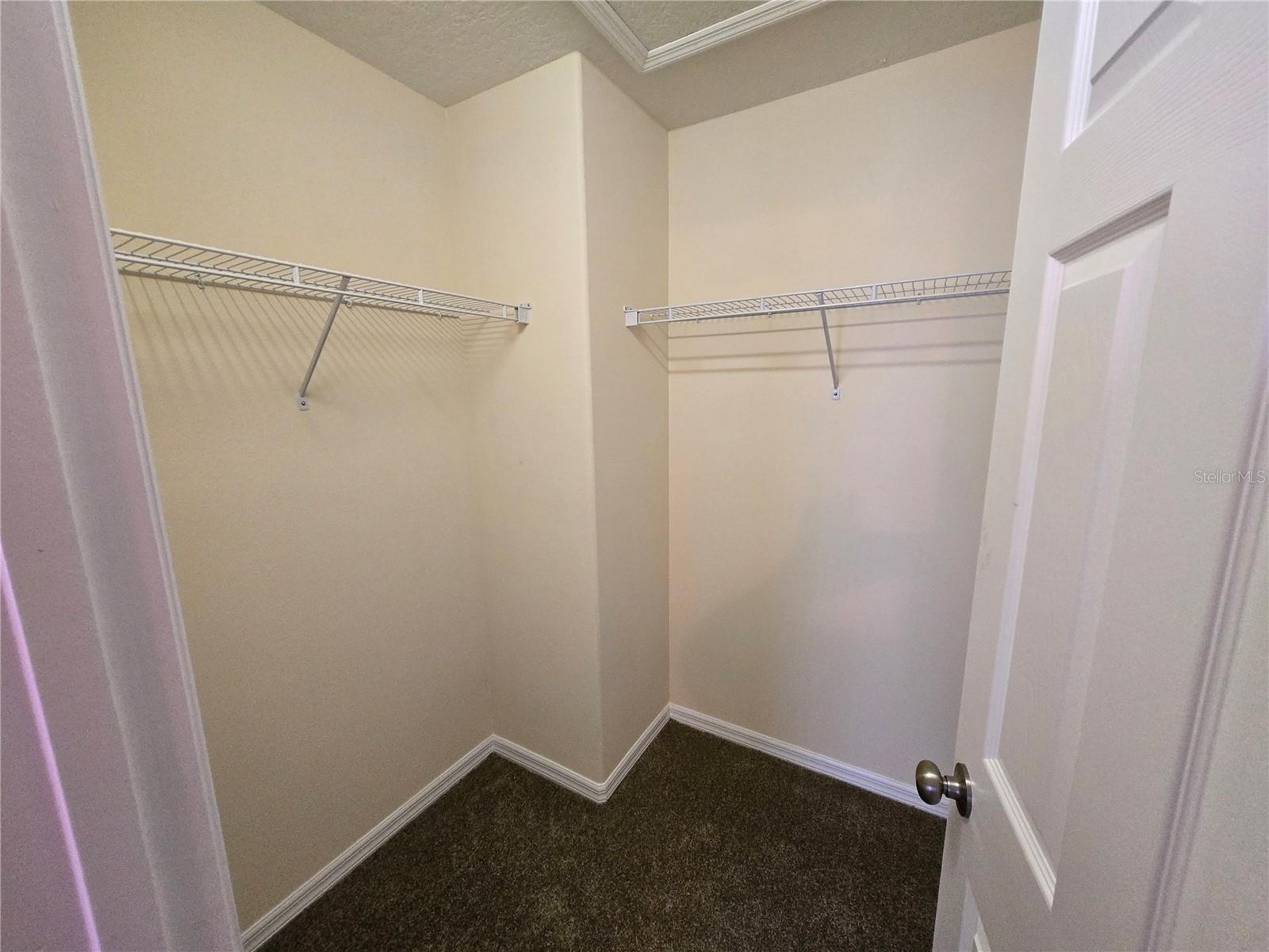 Image 31 of 40 For 2719 Portchester Court