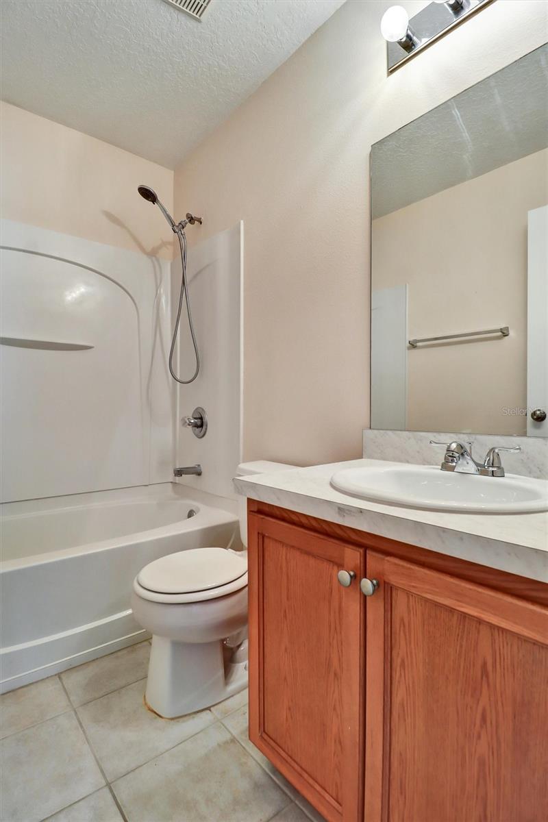Image 46 of 80 For 2719 Portchester Court