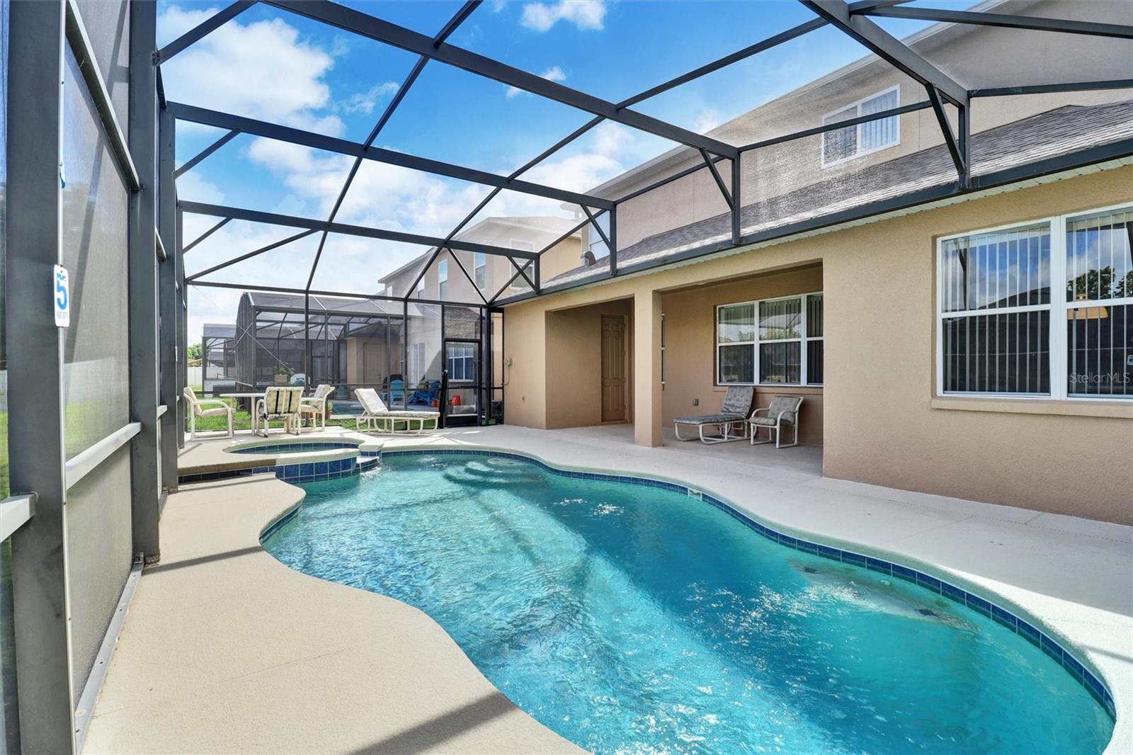 Image 60 of 80 For 2719 Portchester Court
