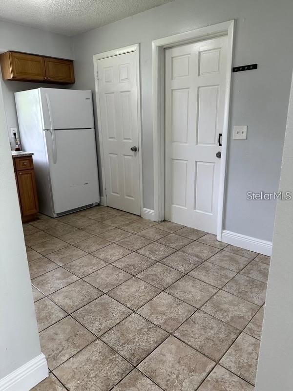 Image 5 of 6 For 709 Bryon Court 709