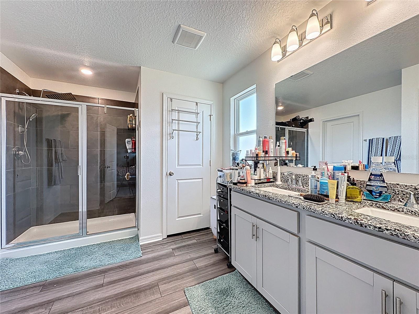 Image 36 of 56 For 2767 Meadow Stream Way