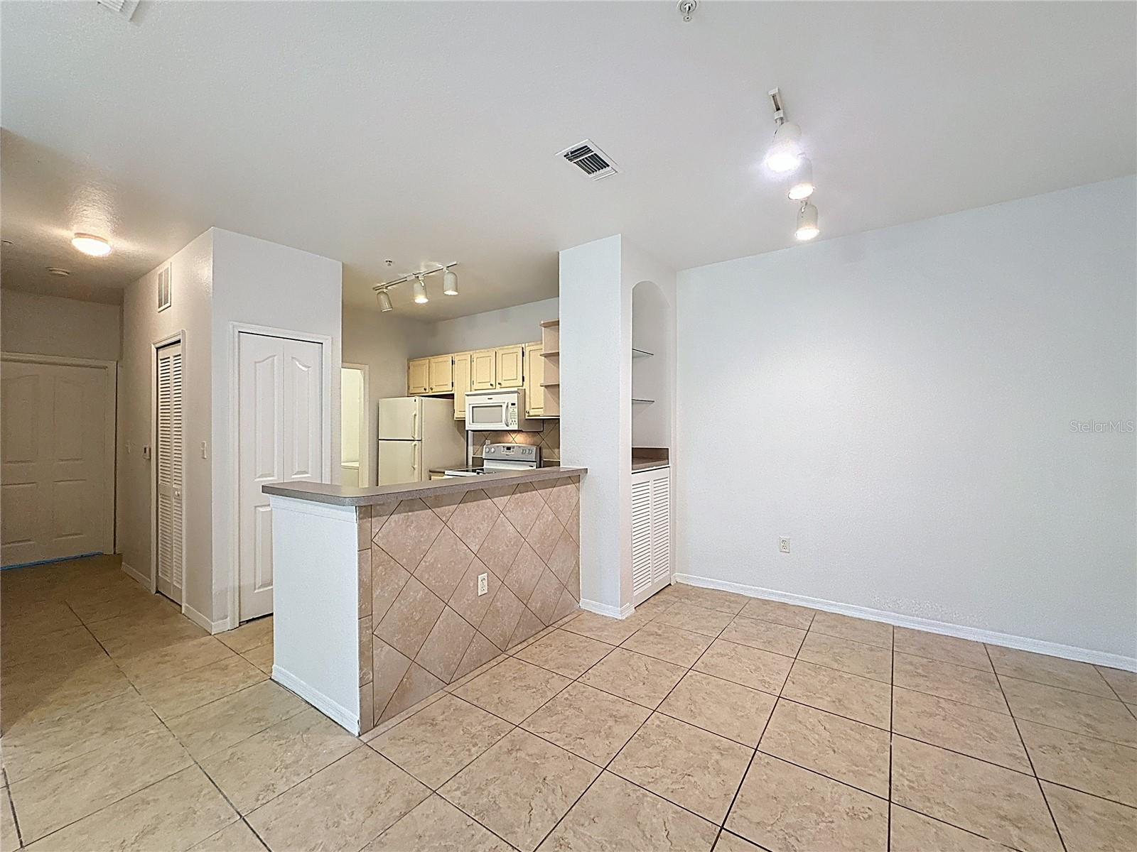 Image 13 of 29 For 8919 Legacy Ct  104