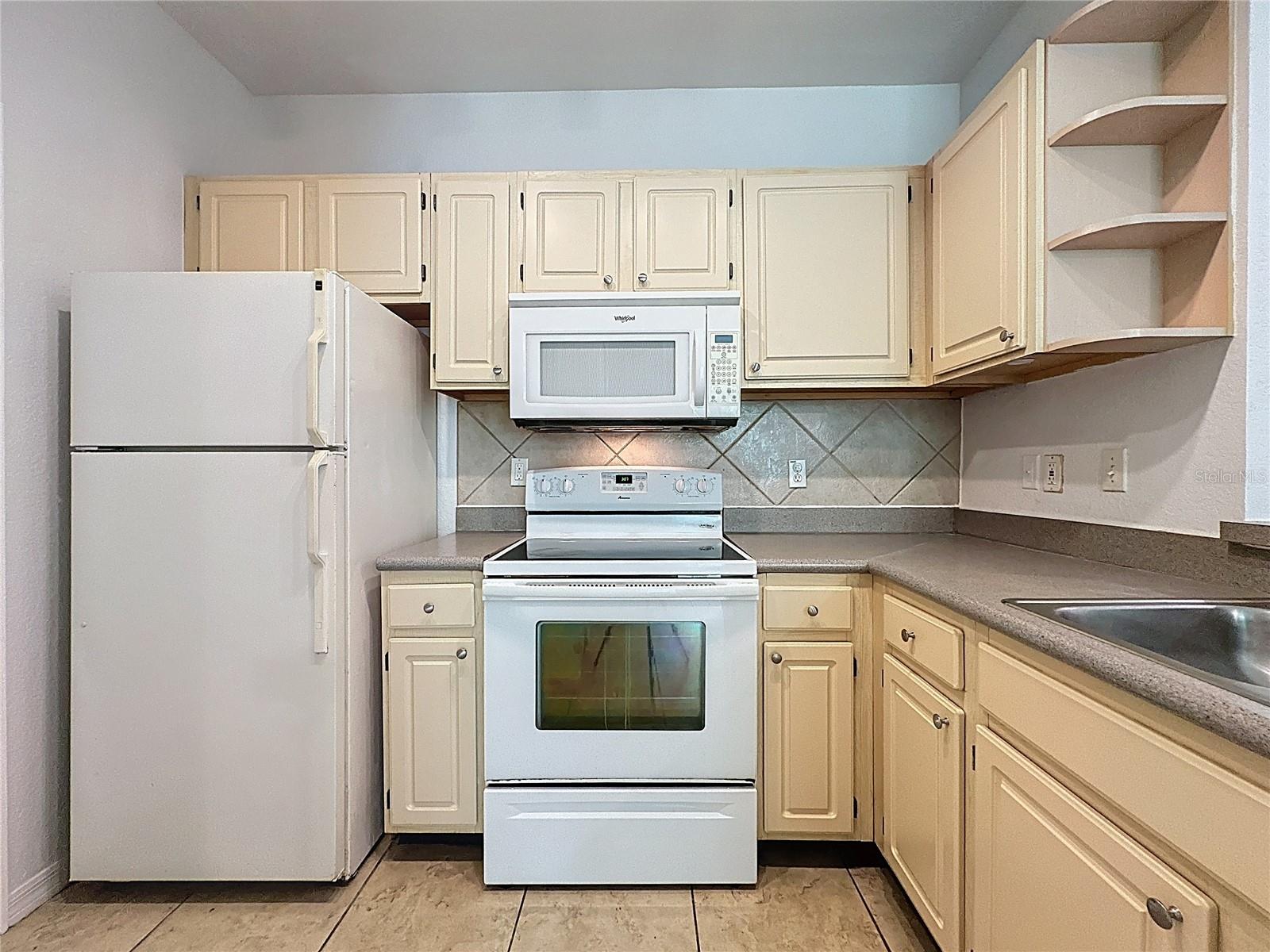Image 16 of 29 For 8919 Legacy Ct  104