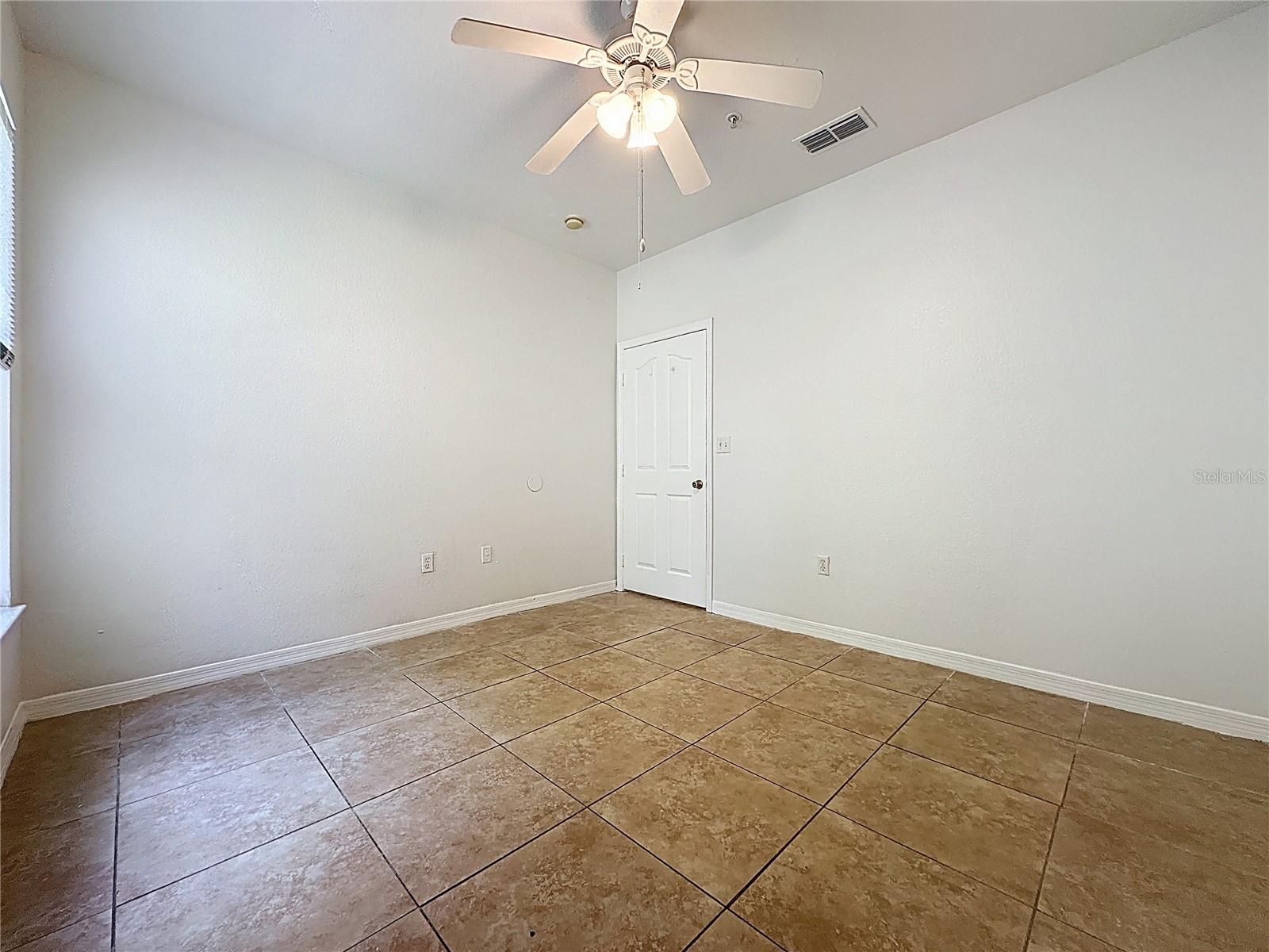 Image 25 of 29 For 8919 Legacy Ct  104