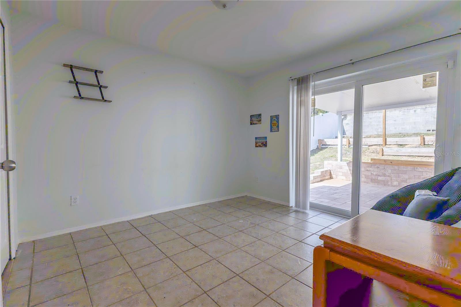 Image 16 of 24 For 3253 Huntwicke Boulevard