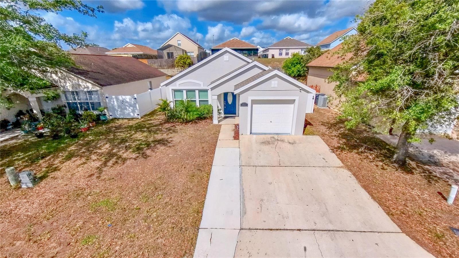 Image 2 of 24 For 3253 Huntwicke Boulevard
