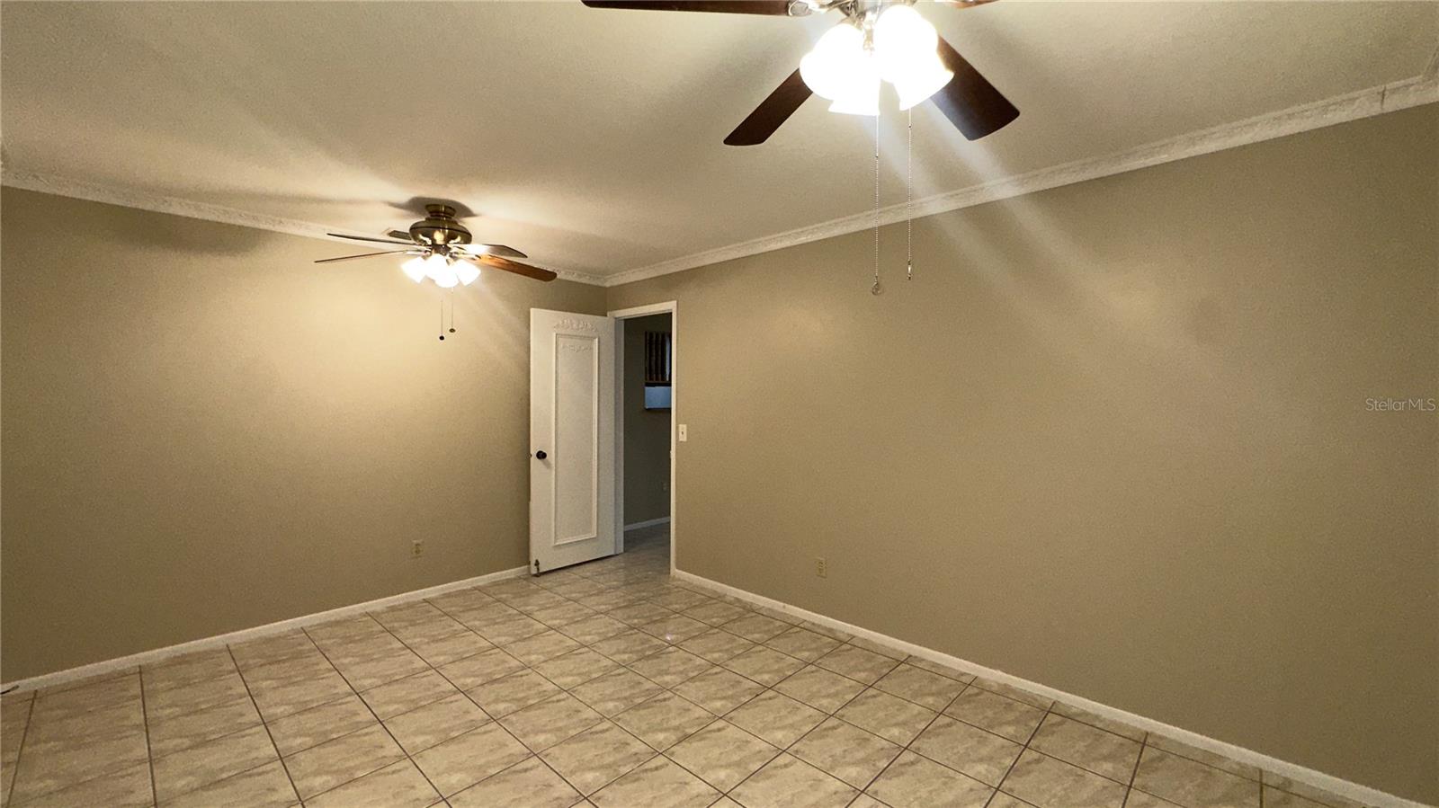 Image 17 of 40 For 2410 Sable Drive