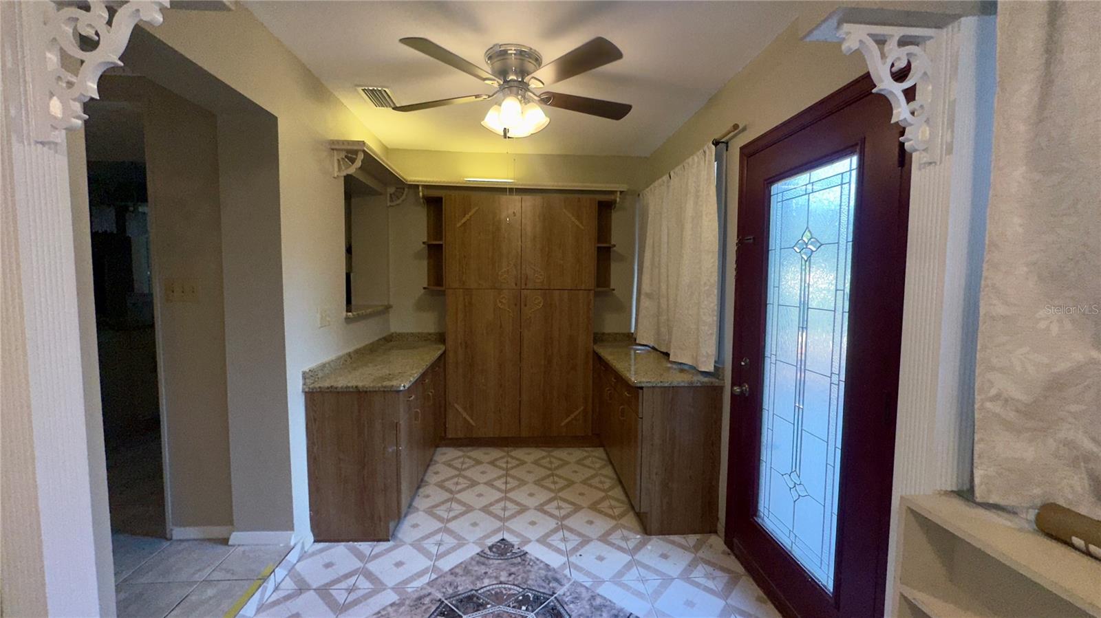 Image 4 of 40 For 2410 Sable Drive