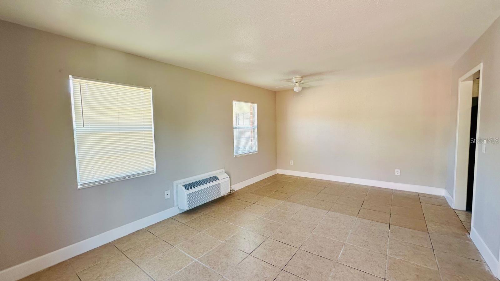 Image 5 of 7 For 390 Haines Boulevard 5