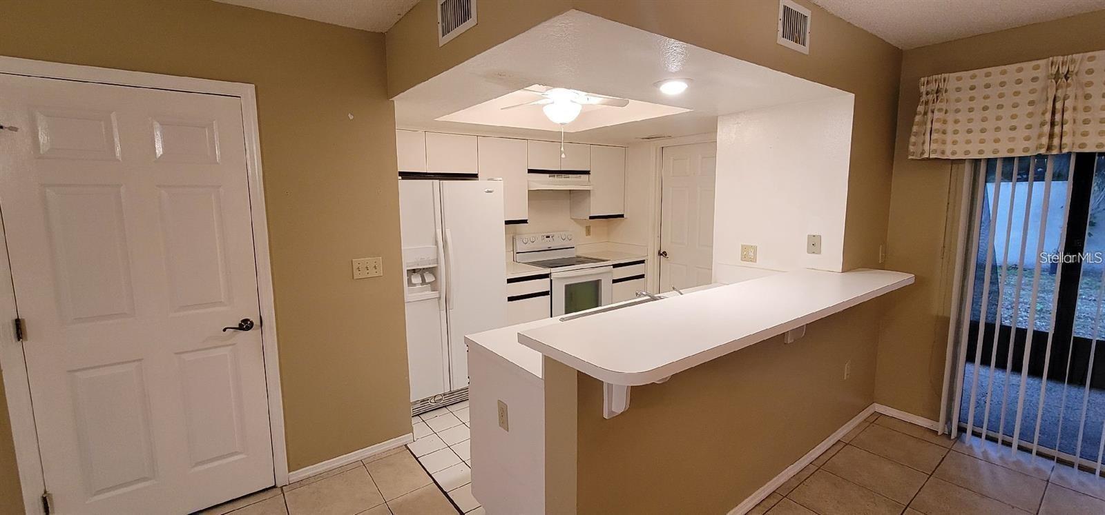 Image 3 of 14 For 705 Florida Palms Court