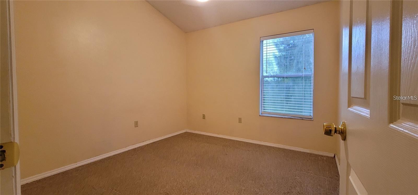 Image 7 of 14 For 705 Florida Palms Court