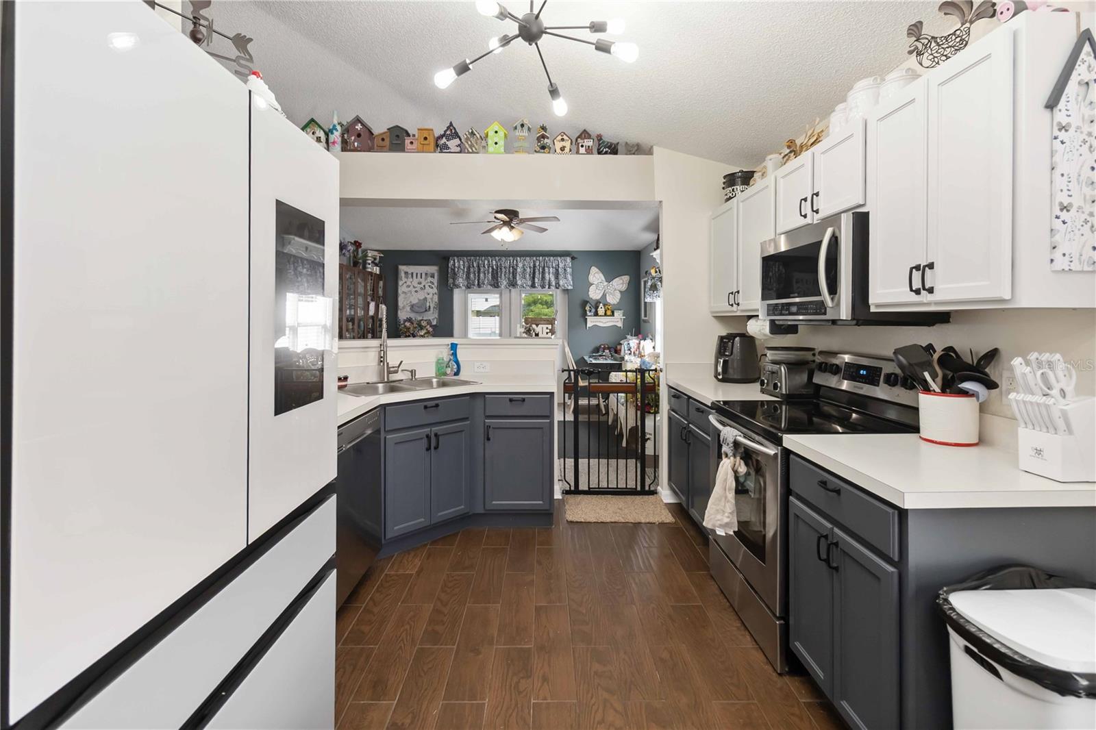Image 11 of 31 For 570 Brown Bear Way