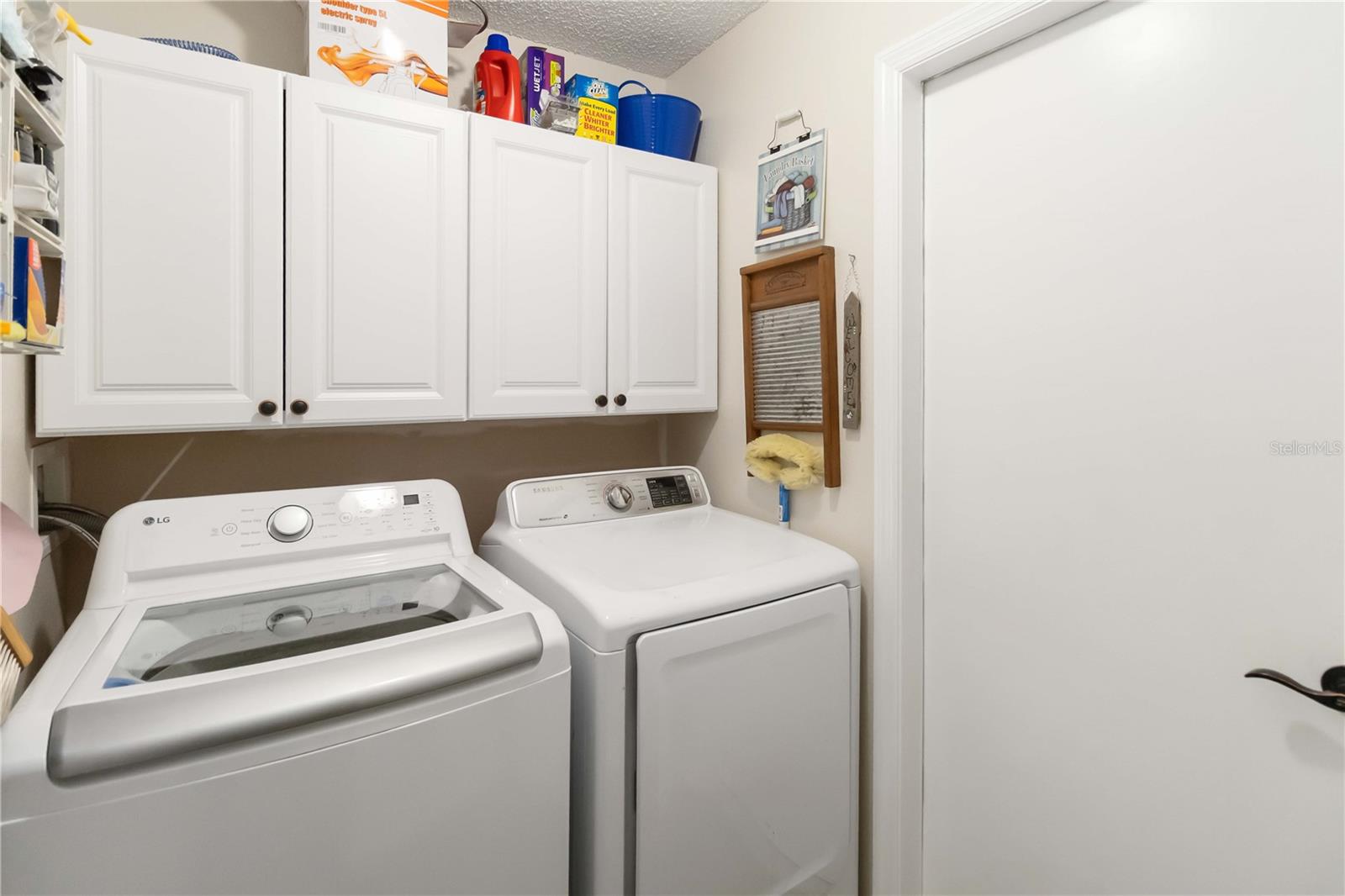 Image 13 of 31 For 570 Brown Bear Way