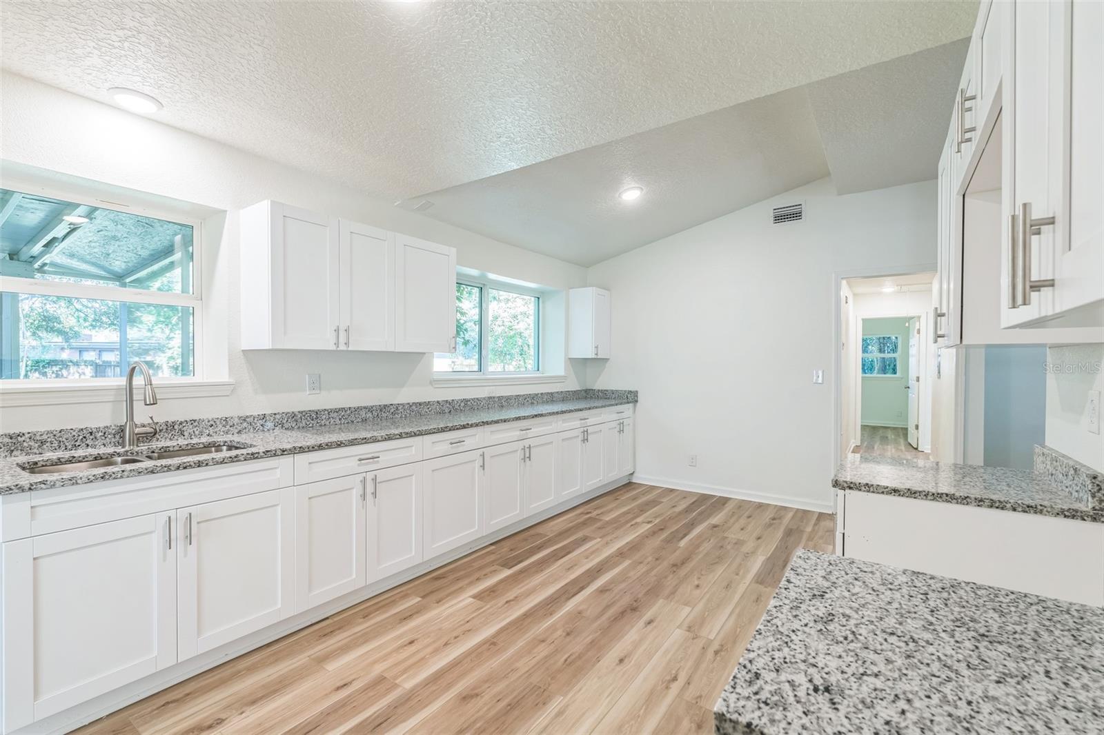 Image 12 of 20 For 6432 Otelia Circle
