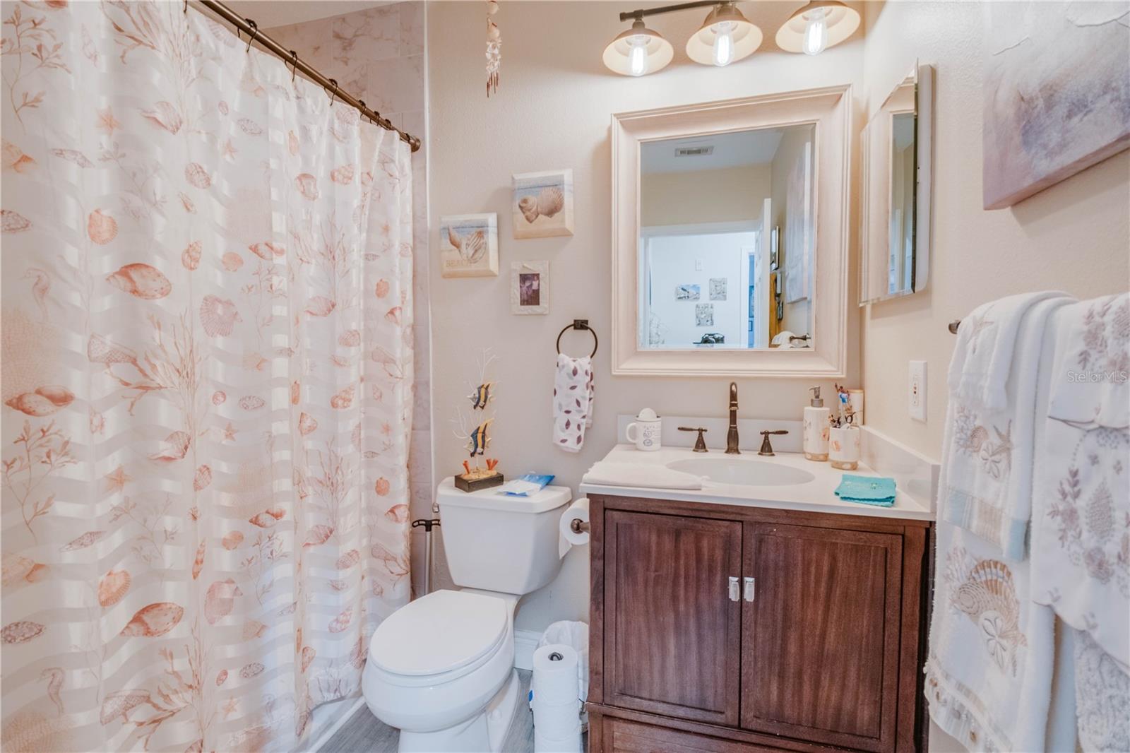 Image 10 of 13 For 6554 Swissco Drive 511