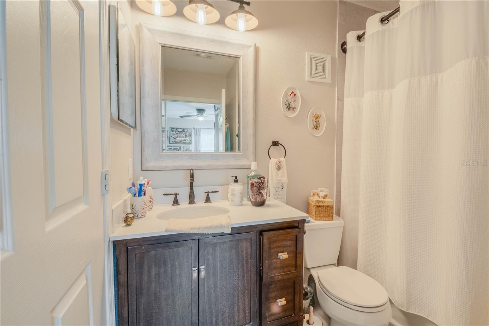 Image 9 of 13 For 6554 Swissco Drive 511