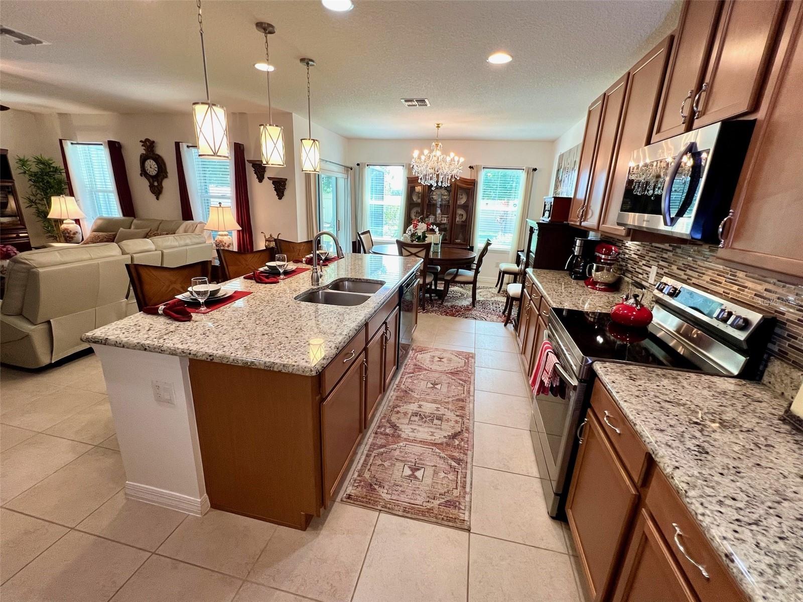 Image 4 of 65 For 2761 Monticello Way