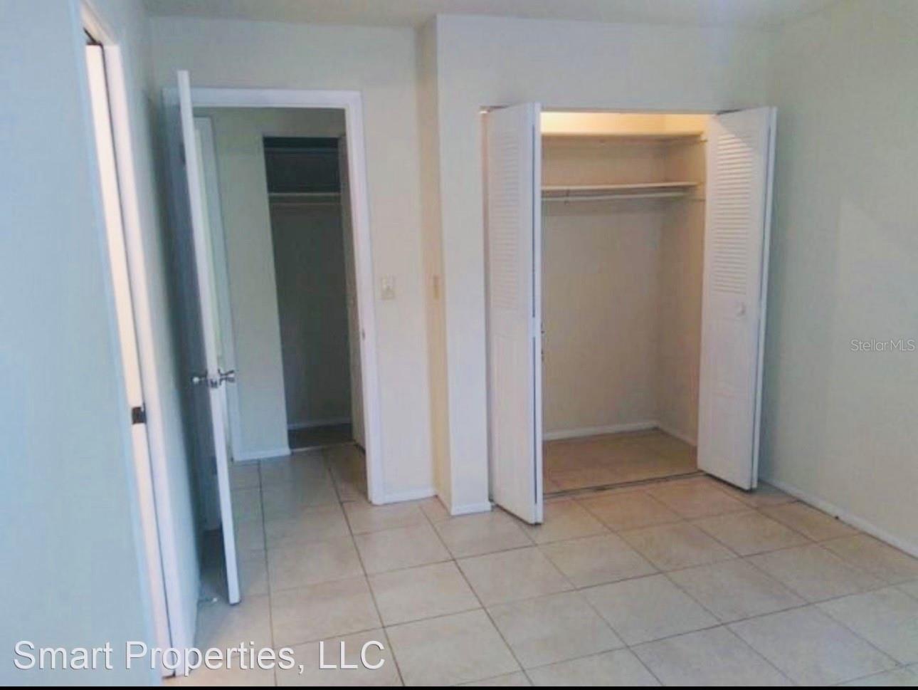 Image 8 of 11 For 217 Century Boulevard D