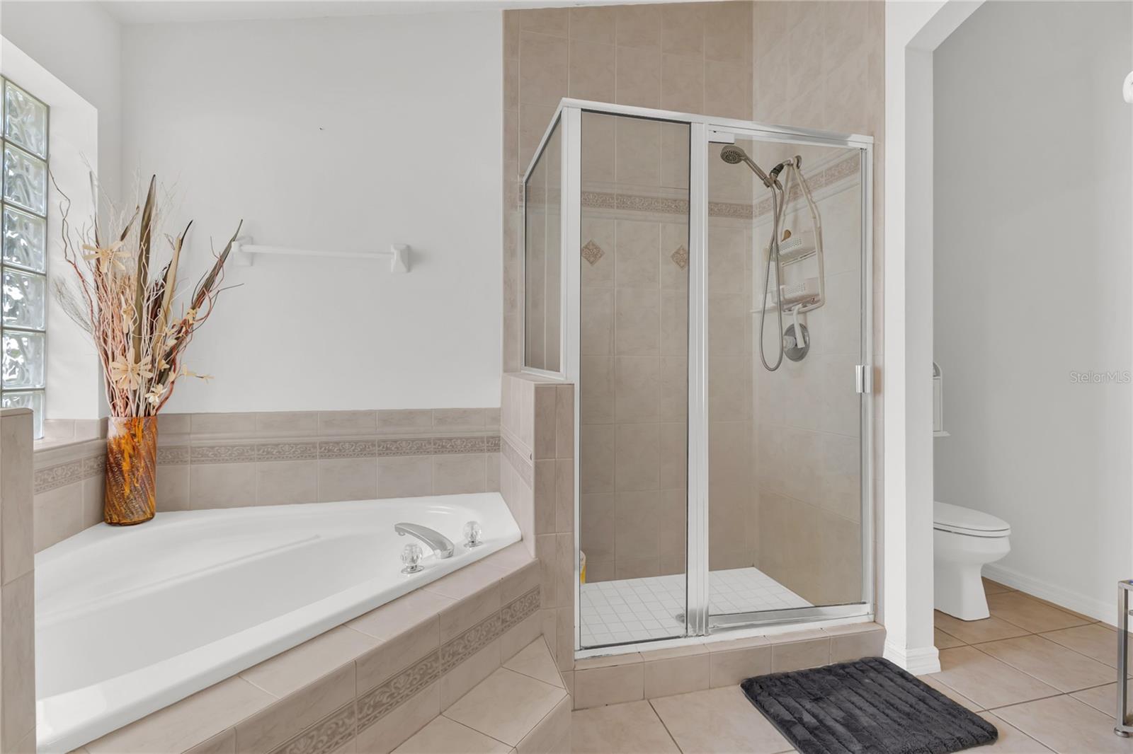 Image 18 of 33 For 465 Haversham Road