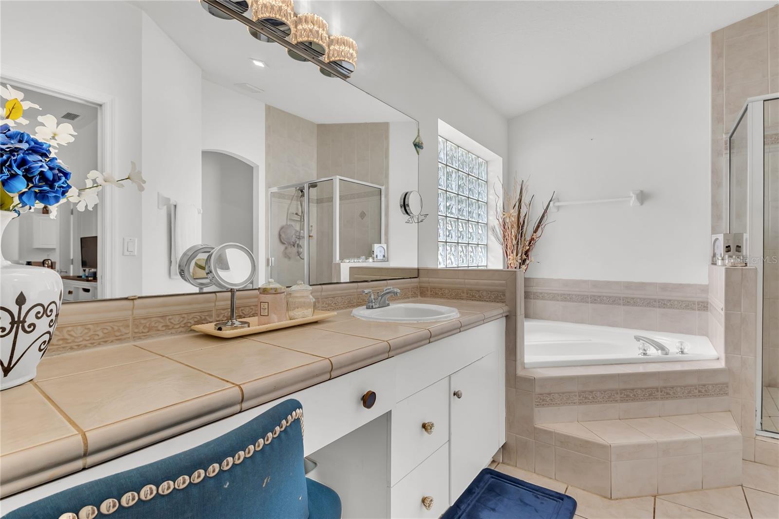 Image 19 of 33 For 465 Haversham Road